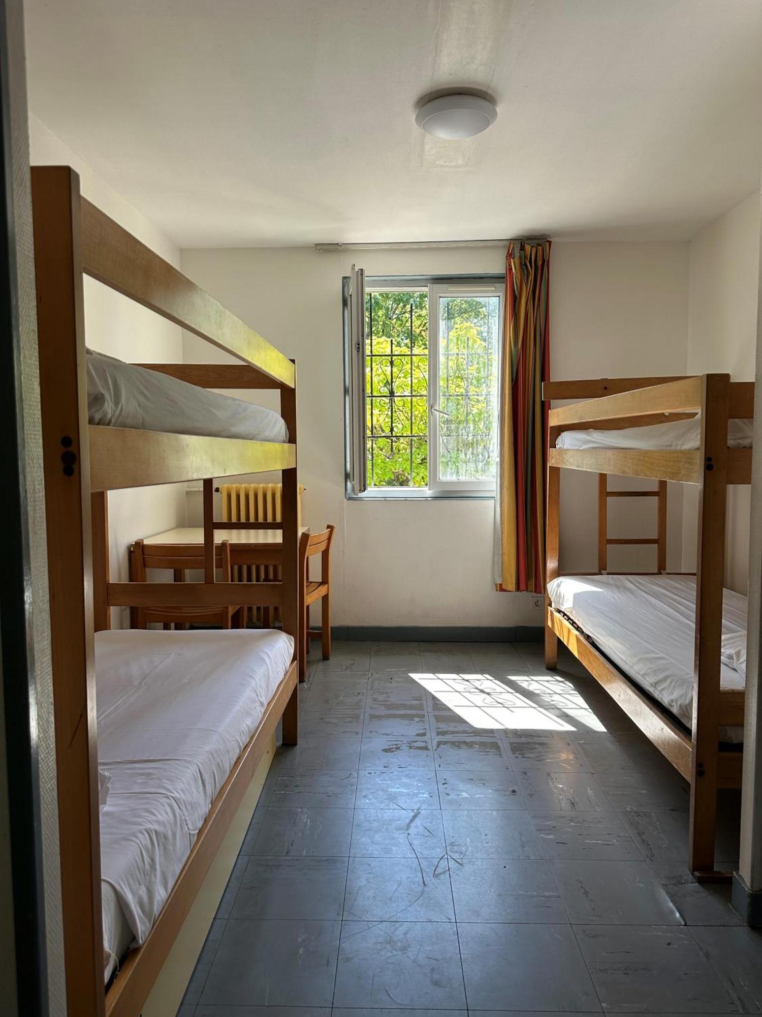 Auberge De Jeunesse Hi Πουατιέ Εξωτερικό φωτογραφία